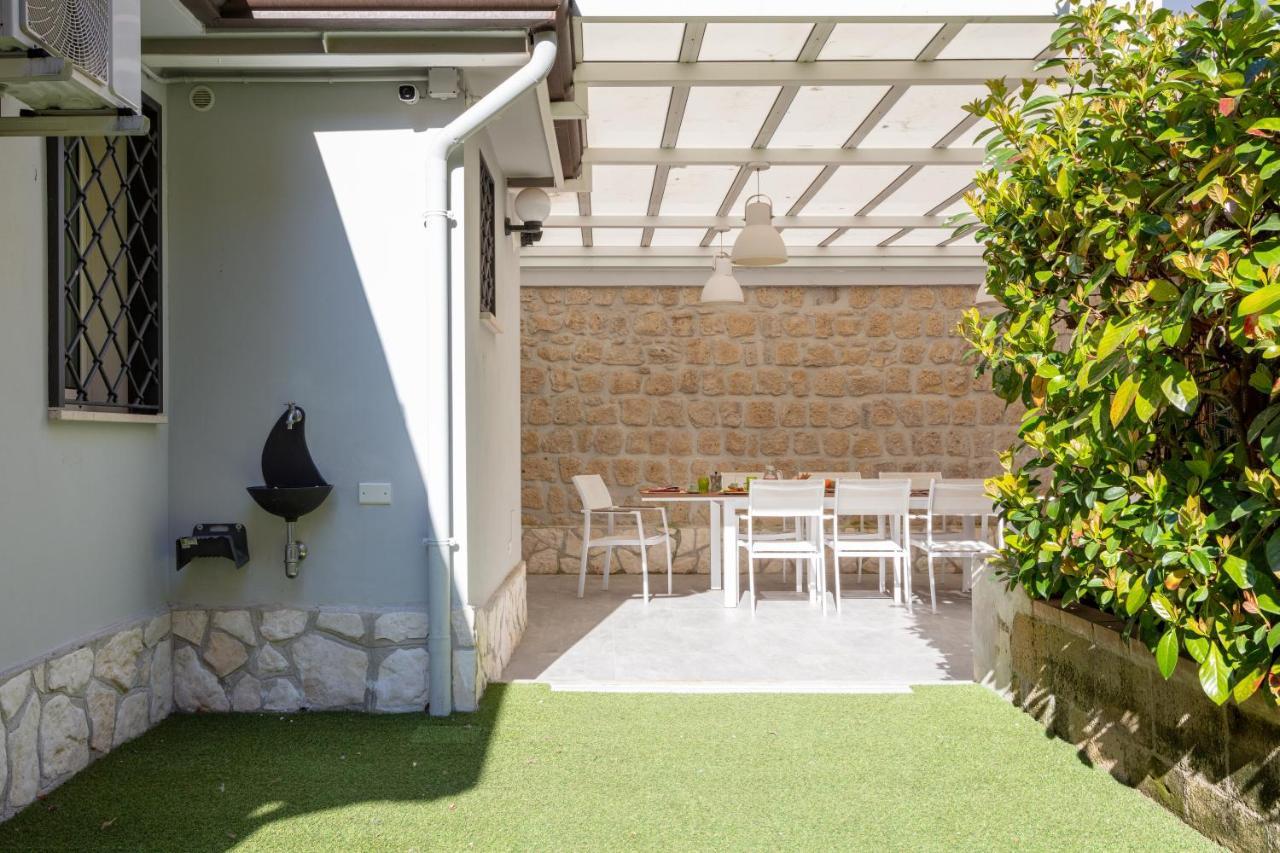 Il Giardino Di Bobo Daire Napoli Dış mekan fotoğraf